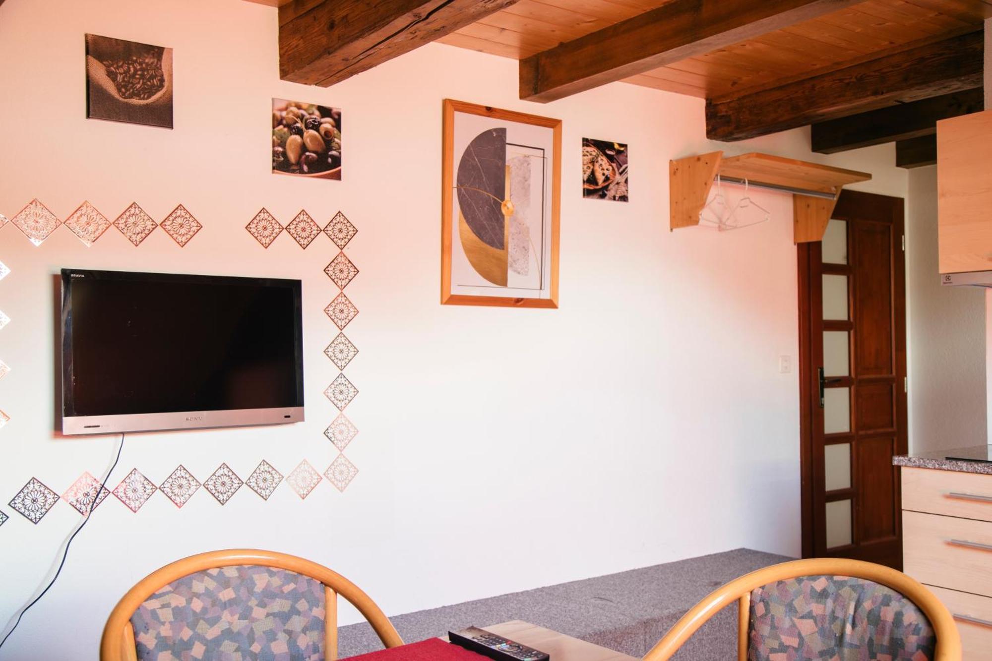 Au Bord Du Apartment *