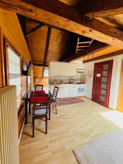 Au Bord Du Apartment