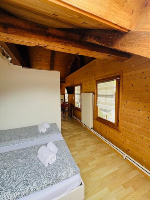 Apartment Au Bord Du Därligen