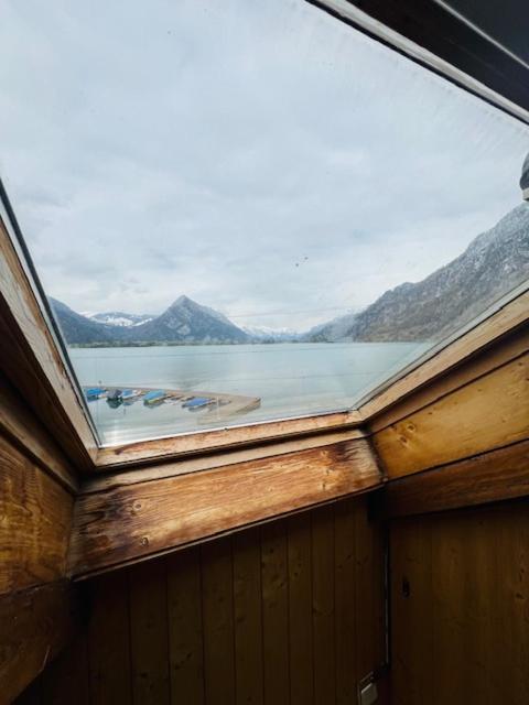 Apartment Au Bord Du Därligen